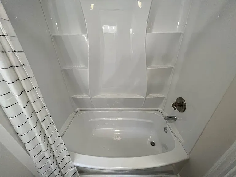 2824 Henslowe Dr — Photo 36