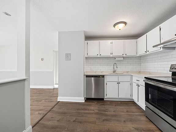 3rd image of 15 Wildwood St #B10