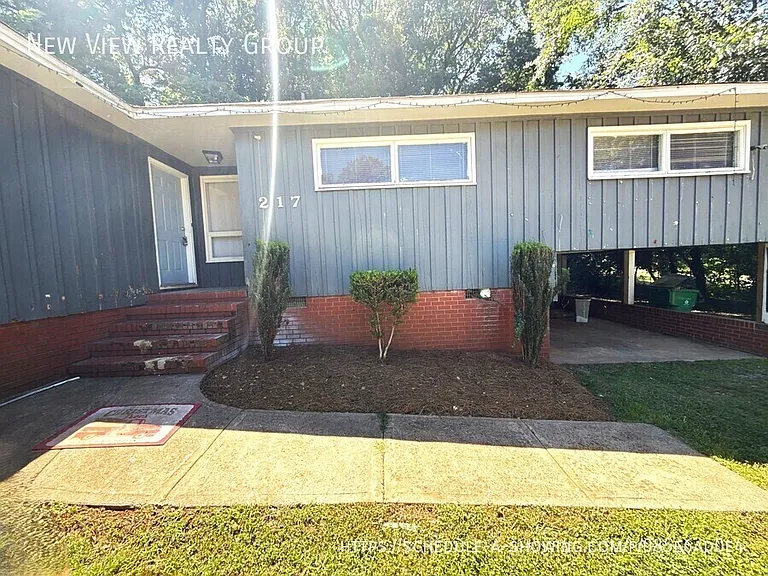 217 Bennett St — Photo 1