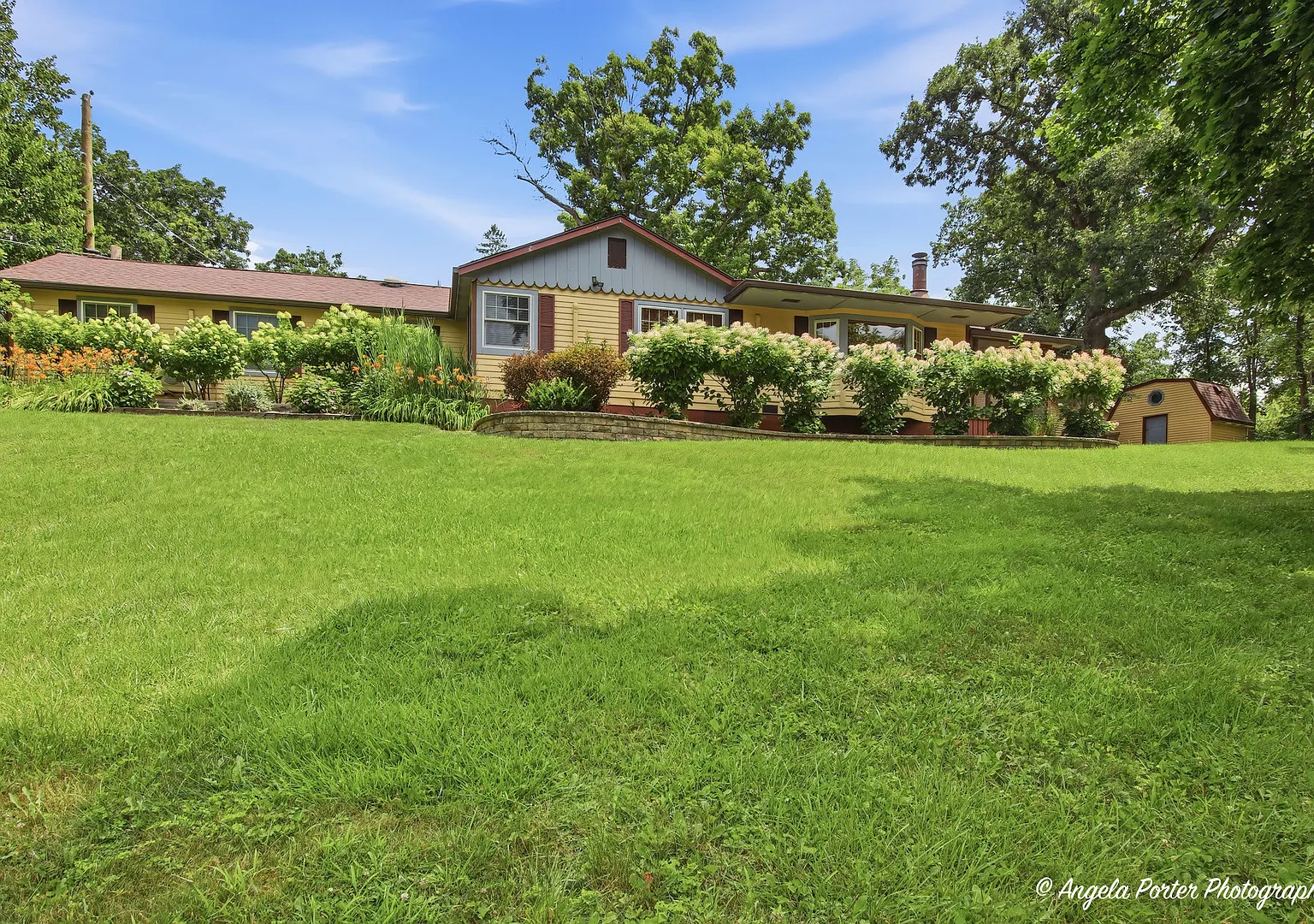 3 bed, 1614 sqft, $2,350 — Photo 2