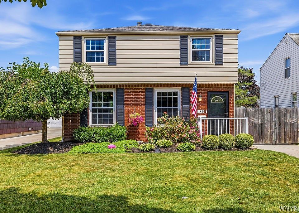 1st image of 146 Snug Haven Ct