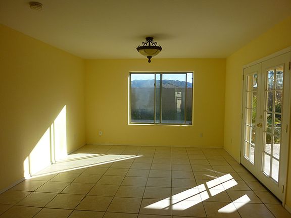 Breakfast room