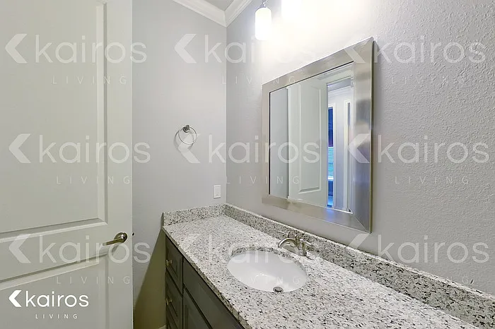 7308 Mosley St — Photo 17