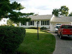 1st image of 2427 Tulip Dr