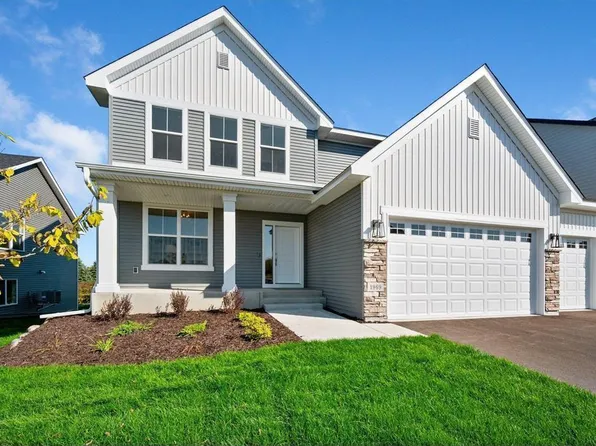 2015 Lusitano St, Shakopee, MN 55379