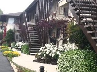 228 W Anapamu St #M, Santa Barbara, CA 93101