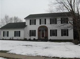 15311 Sassafras Dr, Strongsville, OH 44136