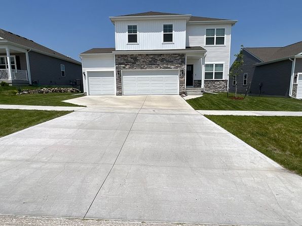 9401 Valley Pkwy