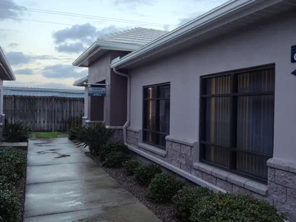 4153 Clark Rd, Sarasota, FL 34233