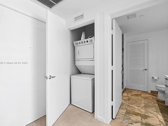 3rd image of 1050 Brickell Ave APT 2422