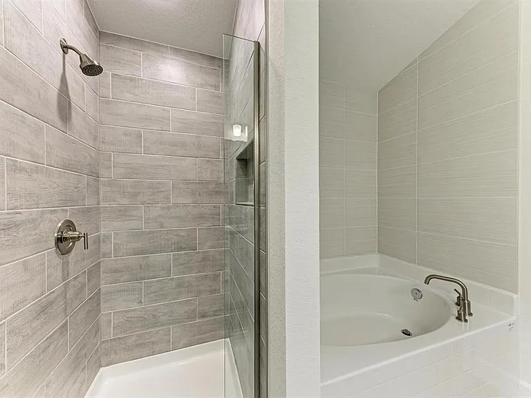 2680 Averland Loop — Photo 19