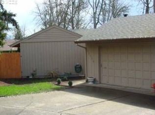 12384 SE Maple Ct, Milwaukie, OR 97222