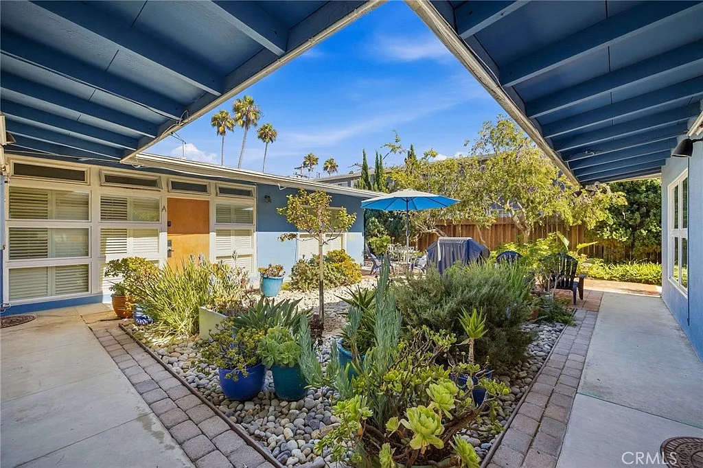 2 bed, 767 sqft, $5,000 — Photo 1