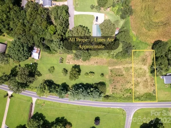 3032 W Zion Church Rd, Shelby, NC 28150