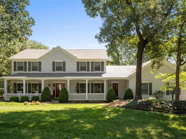 16516 Lancaster Estates Dr, Grover, MO 63040