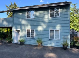 3820 SW Dolph Ct #B, Portland, OR 97219