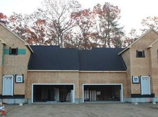 20 Brookfield Ln #20, Bellingham, MA 02019