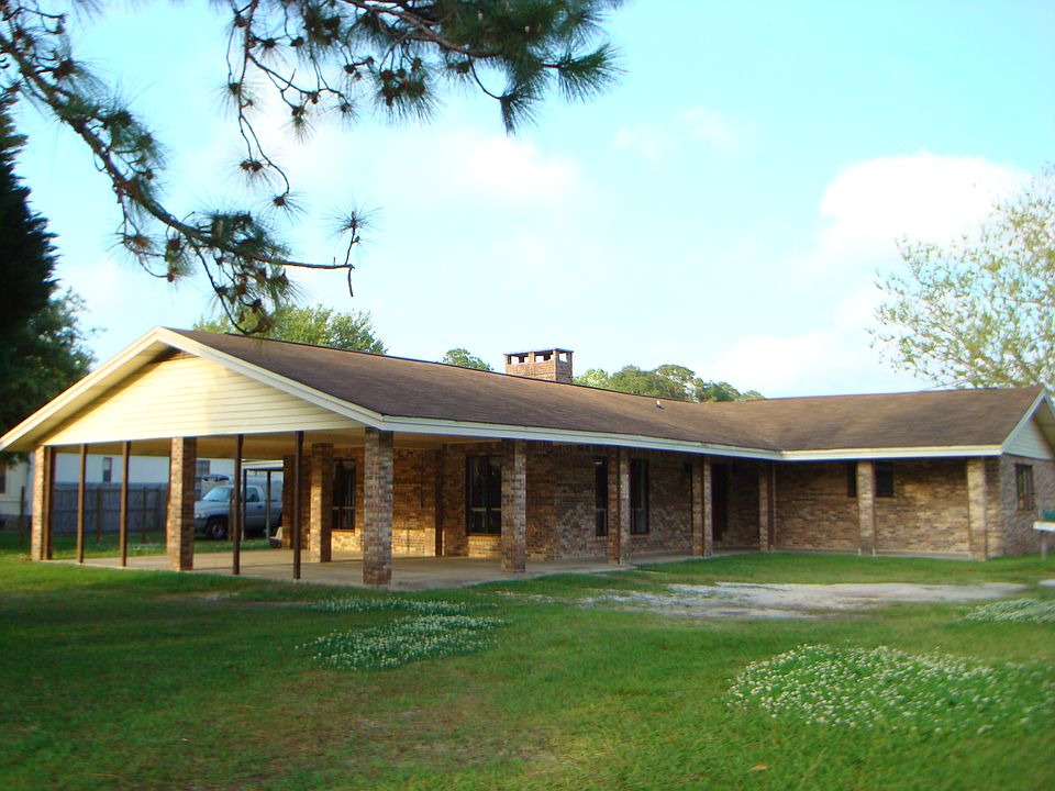 322 Green Acres Rd.