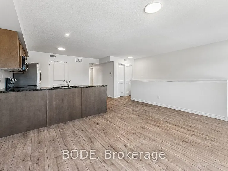 200 Brantwood Park Rd #28 — Photo 11