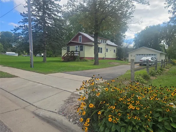 307 E Begley Street, Greenwood, WI 54437