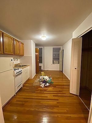 1st image of 508 E 5th St #4A