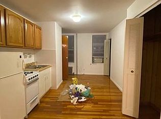 508 E 5th St #4A, New York, NY 10009