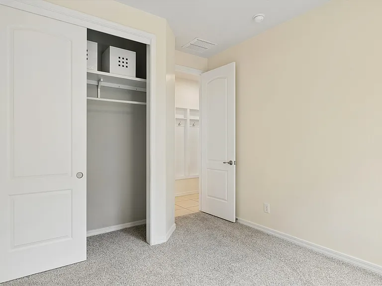 3826 E Cat Balue Dr — Photo 13