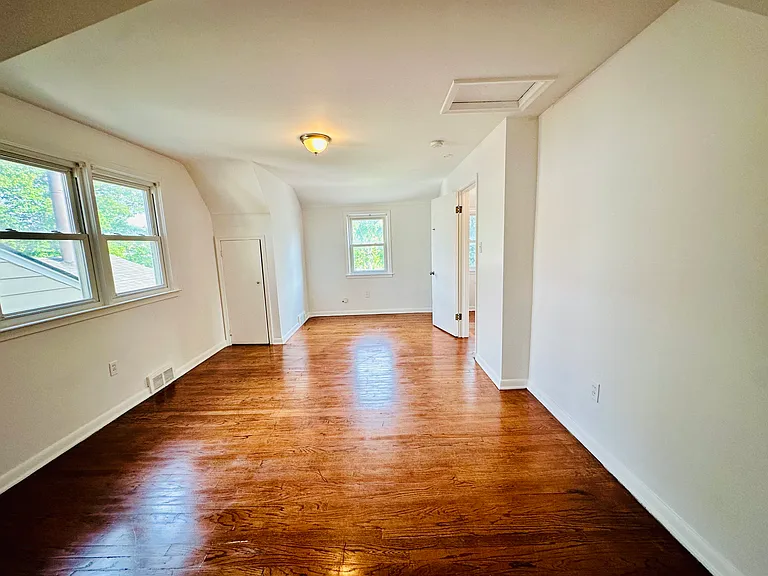 11026 Studebaker Ave — Photo 20