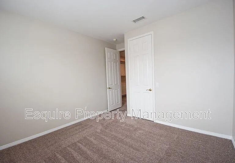 2895 Diamond Dr — Photo 18