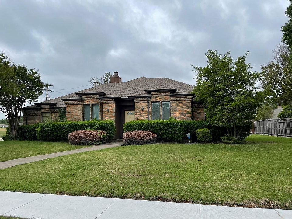 1st image of 2700 Pawnee Cir