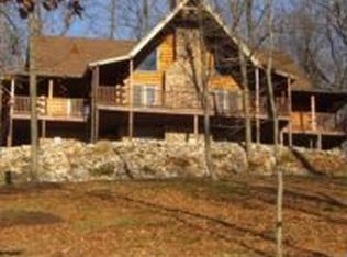 14 Hounds Chase Dr, Bloomsburg, PA 17815