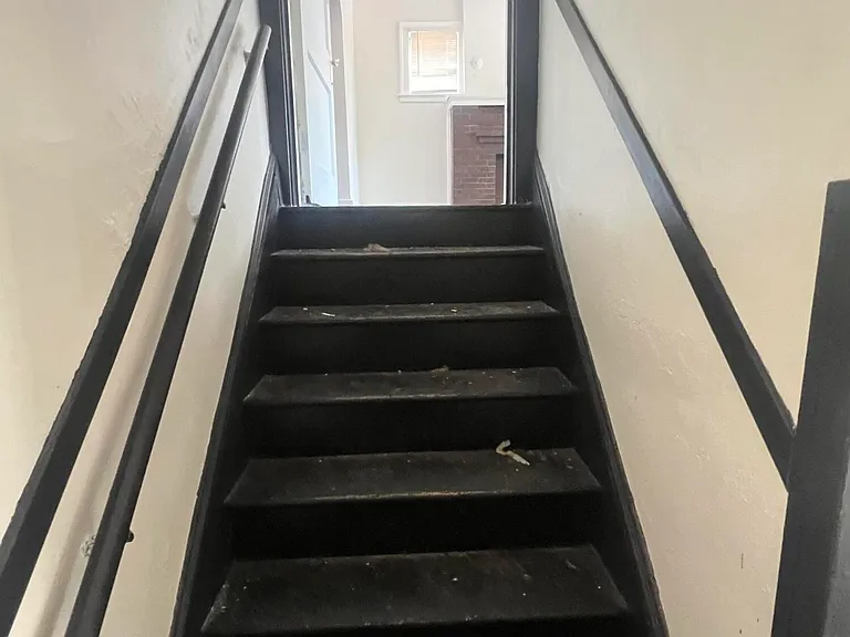 3450 Cadillac Blvd #UPPER — Photo 2
