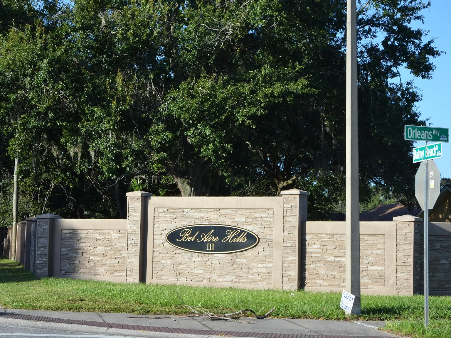 3 bed, 1284 sqft, $2,100 — Photo 3
