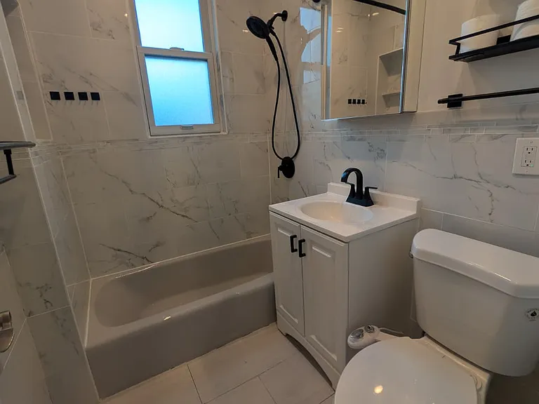 1395 Kearney Ave #B — Photo 15