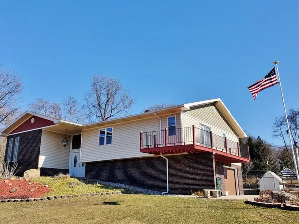 1441 N Wozniak Rd, Michigan City, IN 46360