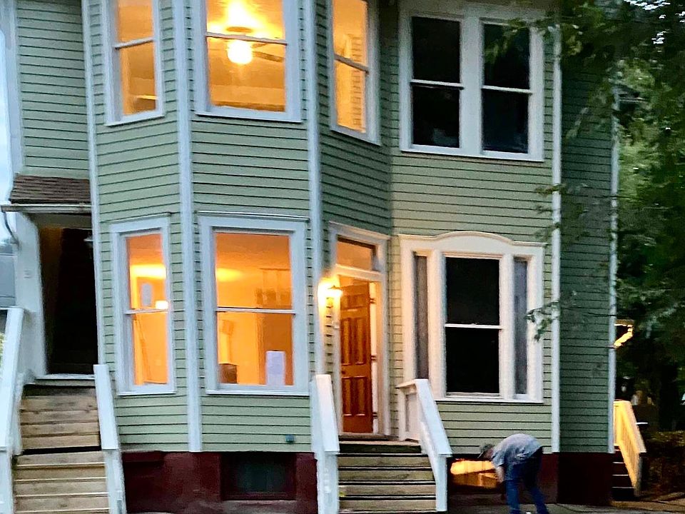 1st image of 435 Moxahala Ave #A