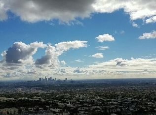 8560 Hillside Ave, Los Angeles, CA 90069