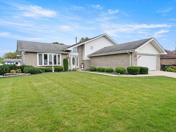 5th image of 17713 Pheasant Dr