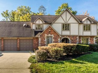 279 Delegate Dr, Columbus, OH 43235