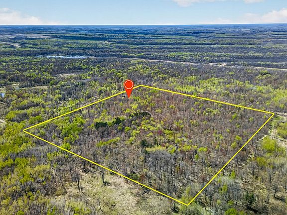 4th image of 32710 Kettle River Rd