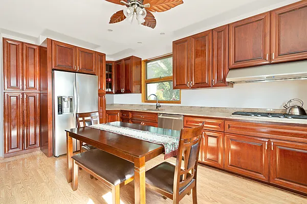 Sold by Corcoran | media 23