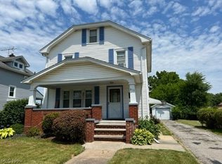 613 W 3rd St, Elyria, OH 44035