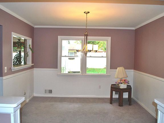 4th image of 45 Sunnycrest Dr