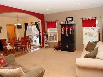 5th image of 10880 Douglas Dr