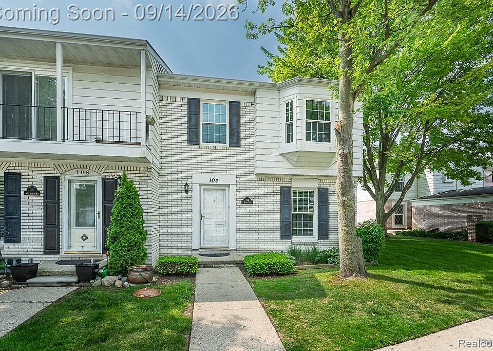 1st image of 104 Manor Way