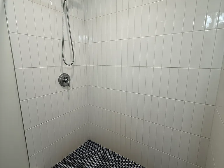 4326 Irving St #305 — Photo 11