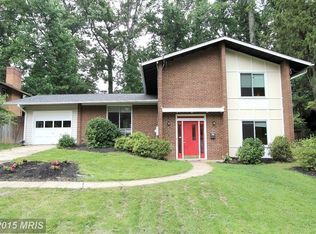 6427 Earlham Dr, Bethesda, MD 20817
