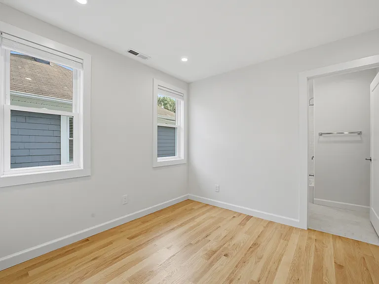 68 Gregory Blvd #2 — Photo 19