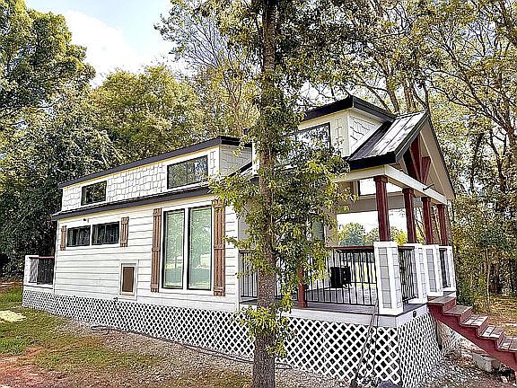 5th image of 3235 County Road 3365