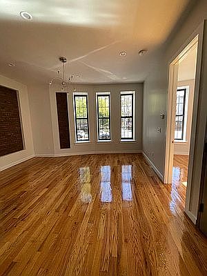 3rd image of 1502 Bedford Ave #1L